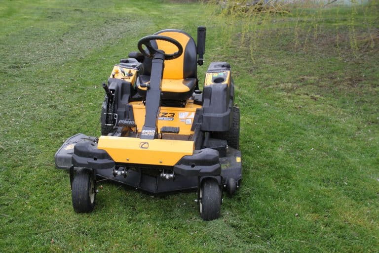 Cub cadet yellow tractor mower, Cub Cadet Lawn Mower Not Charging - Why And What To Do?