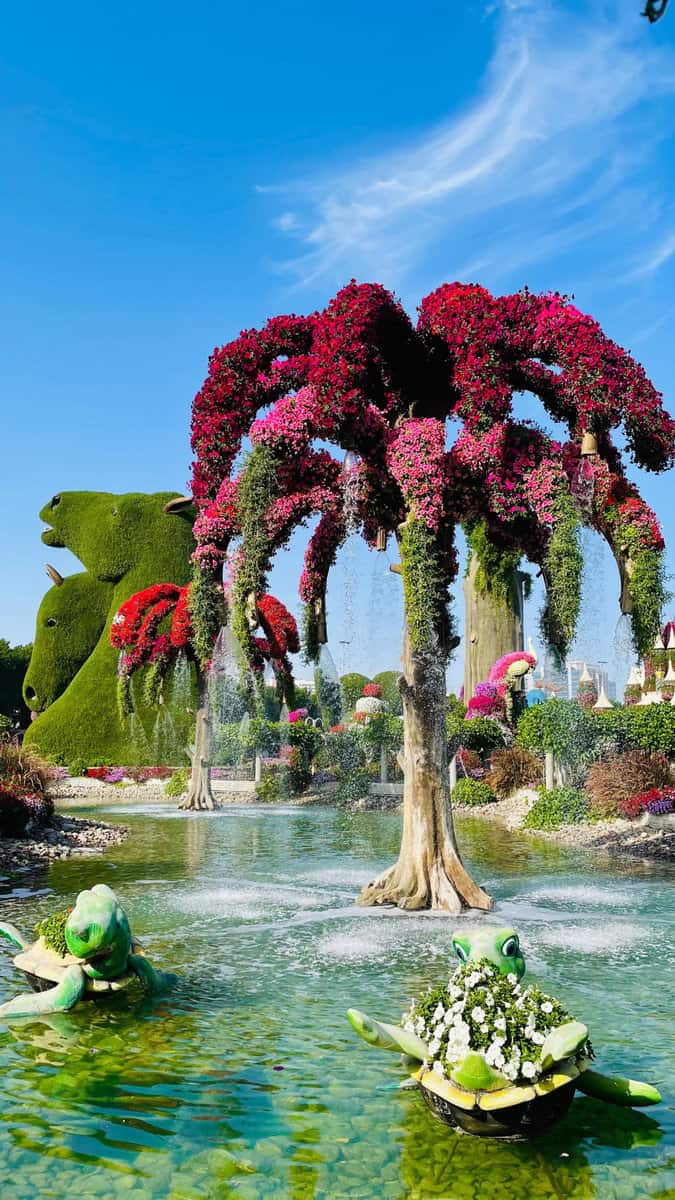 Dubai miracle gardens flower tree