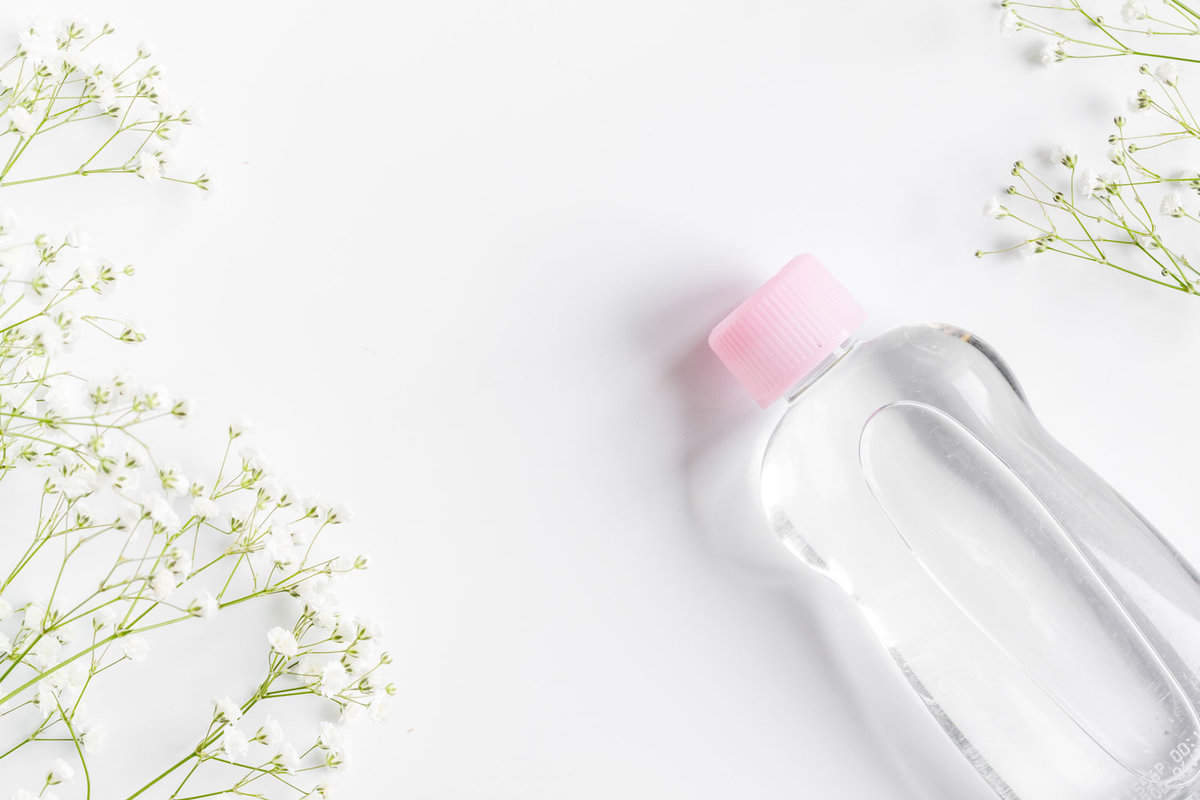 The Baby Oil Hack For Flower Preservation You Need To Try
